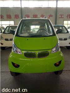  小宝马款四轮车
